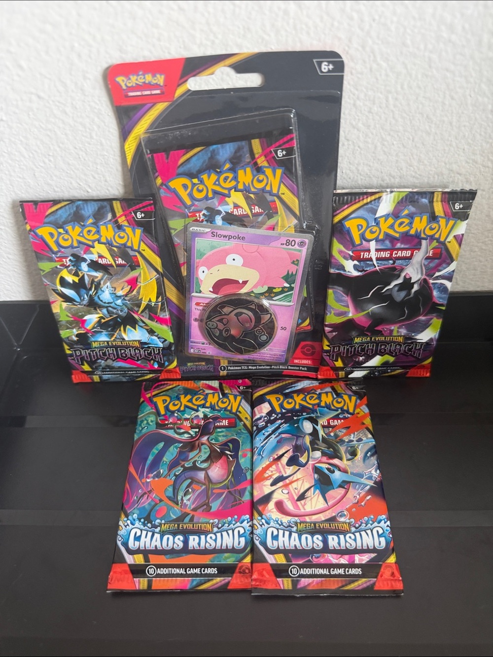Pokemon TCG Lot of 5 - Slowpoke Promo Blister + 2 Pitch Black + 2 Chaos Rising